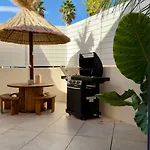 Evasion Jardin, Parking Privé Gratuit, Climatisé, Wi-fi, à 5mn Plage, Confort Appartamento