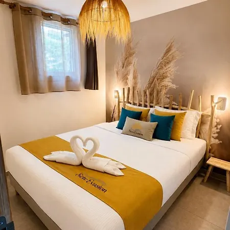 Appartamento Evasion Jardin, Parking Privé Gratuit, Climatisé, Wi-fi, à 5mn Plage, Confort